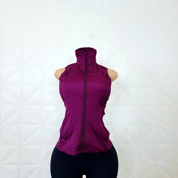 Lululemon Women's Plum Run For Cold Primaloft Full Zip Puffer Vest Jacket Size 4 - Picture 2 of 9